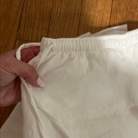 Abercrombie & Fitch White Straight Leg Pants - Picture 4 of 5